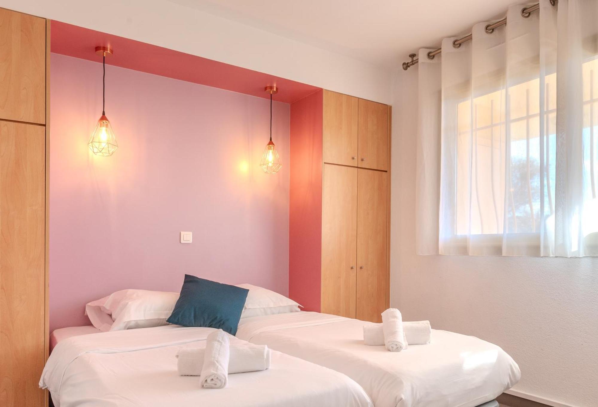 Les 15 Pins & La Mer -Your Green Getaway Near Sea & Beach 昂蒂布 外观 照片
