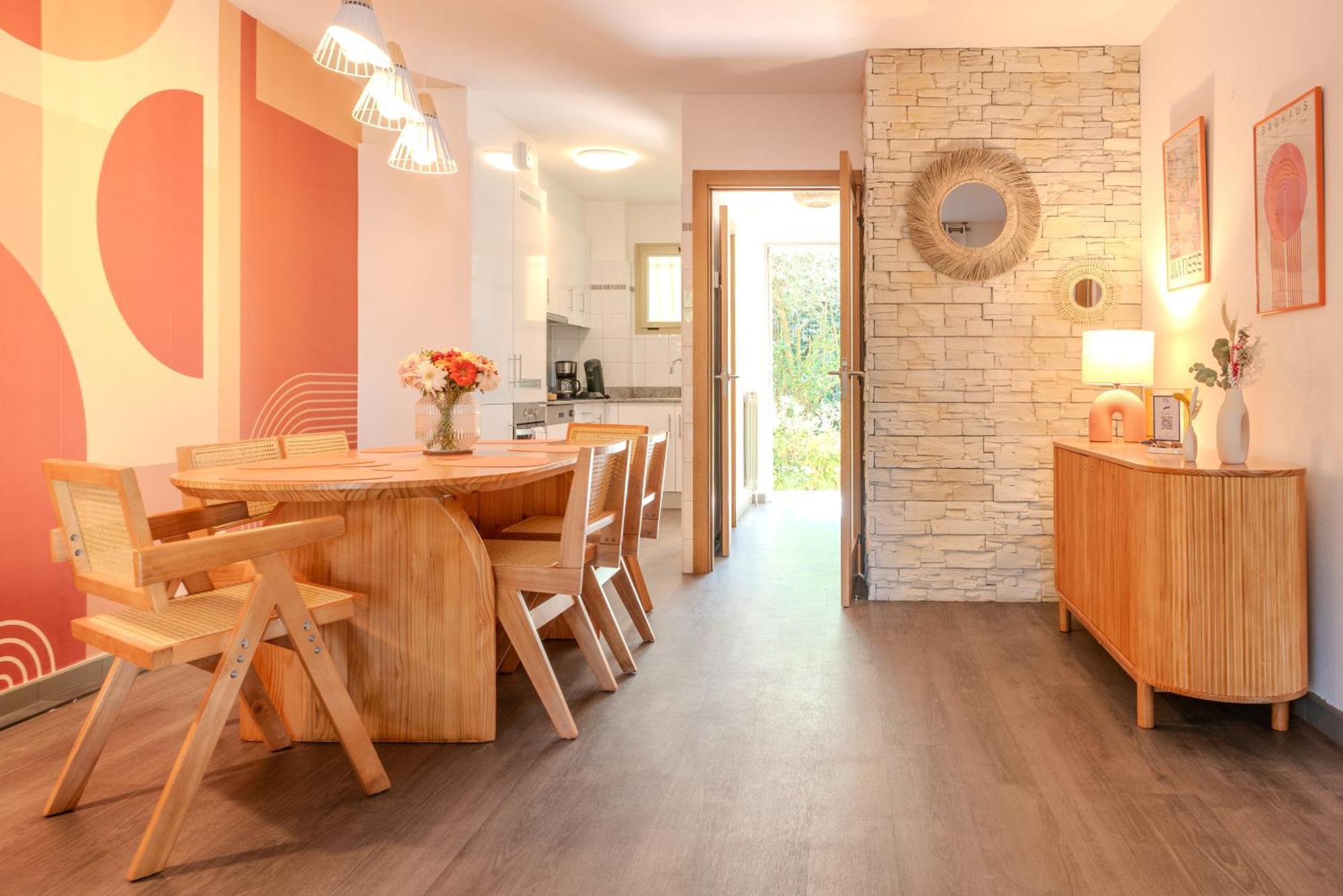 Les 15 Pins & La Mer -Your Green Getaway Near Sea & Beach 昂蒂布 外观 照片